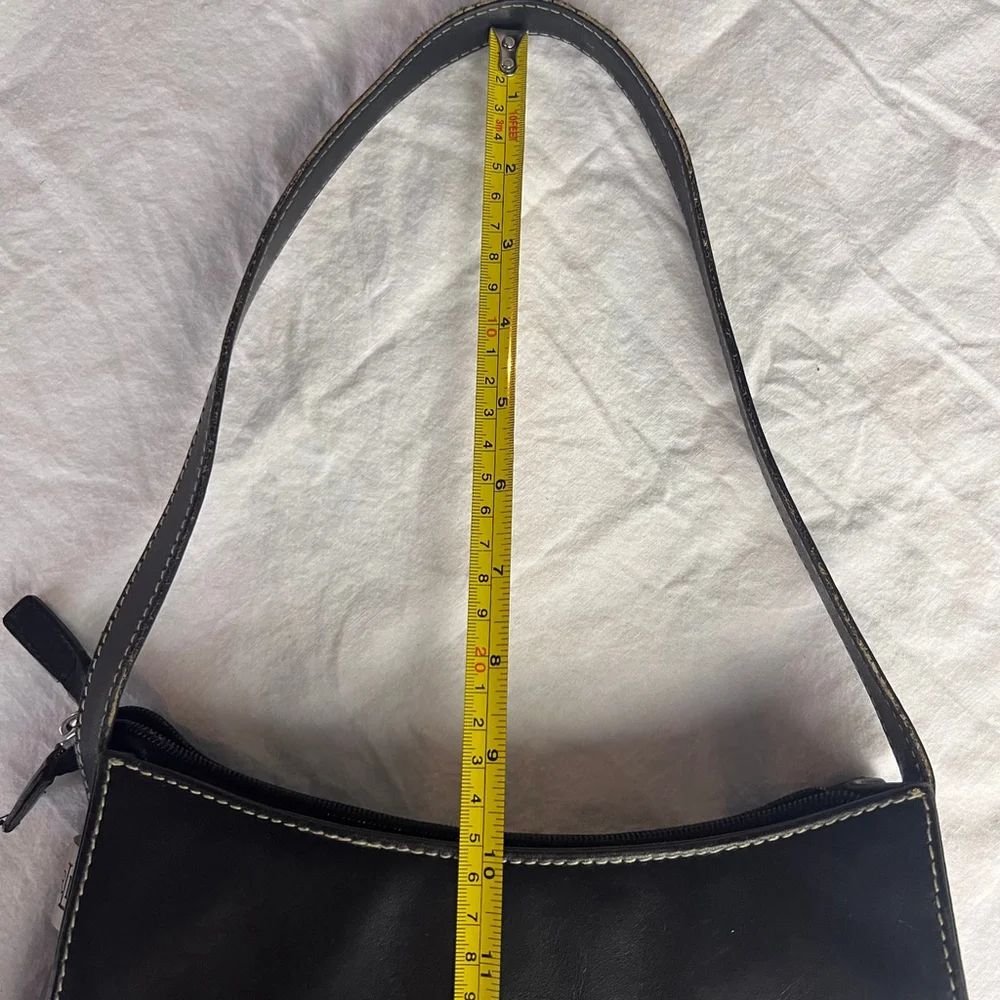 Vintage Lauren Ralph Lauren Black Leather Shoulder Bag Minimalist Y2K Classic